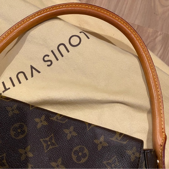 Authentic Louis Vuitton Looping Cloth Handbag - Picture 7 of 8